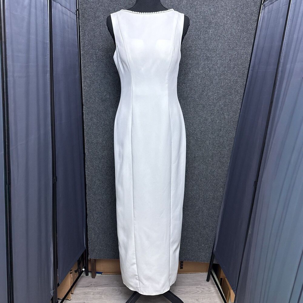 NEW Old Hollywood Dress 6 White Low Back Pearl Trim Corset Sophisticated Bridal